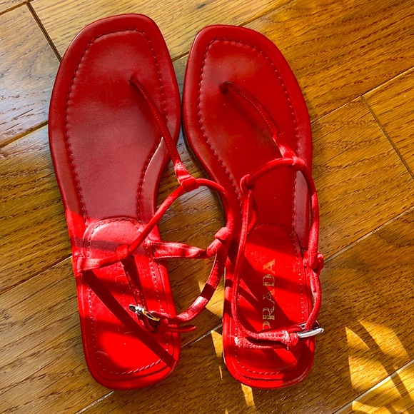 PRADA RED SANDALS - Picture 1 of 5